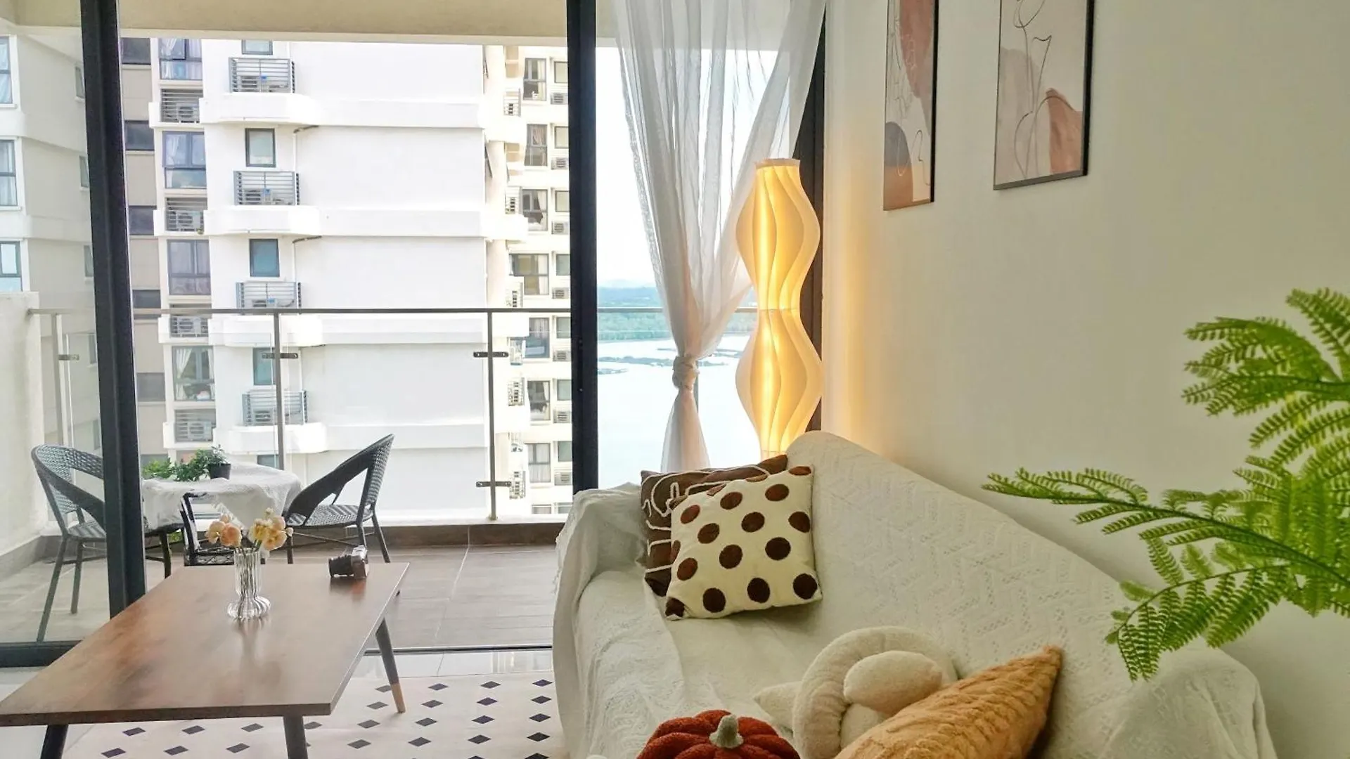 Amberside Danga Bay Sea View 3R3B 10Pax Apartment Johor Bahru